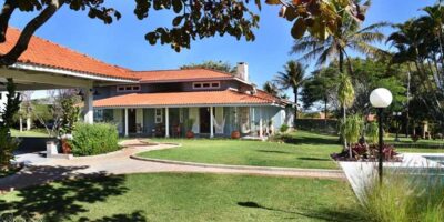 Como uma reforma fez de uma casa um espaço para descanso e diversão